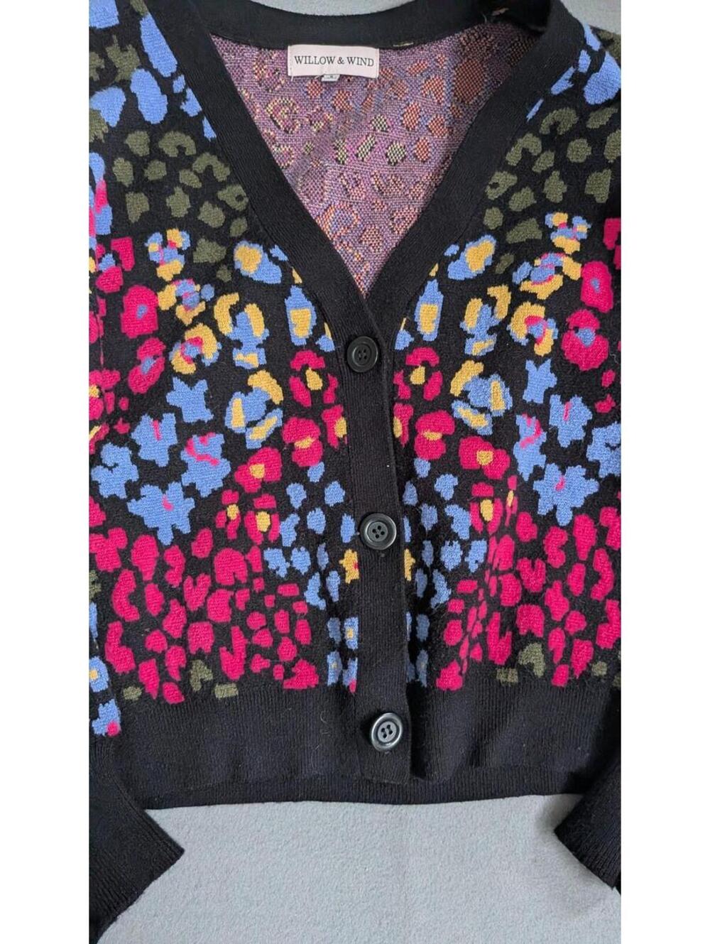 Willow & Wind Sweater Cardigan Womens S Black Colorful Leopard Balloon Sleeve - Picture 2 of 8